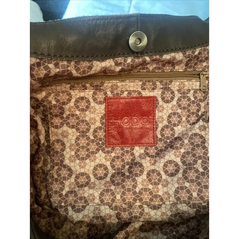 HOBO Original Brown Leather Purse